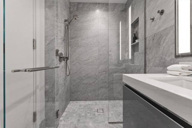 682 Atlantic Ave 38E, Boston, MA 02111