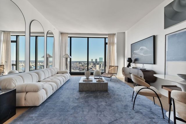 682 Atlantic Ave 38E, Boston, MA 02111