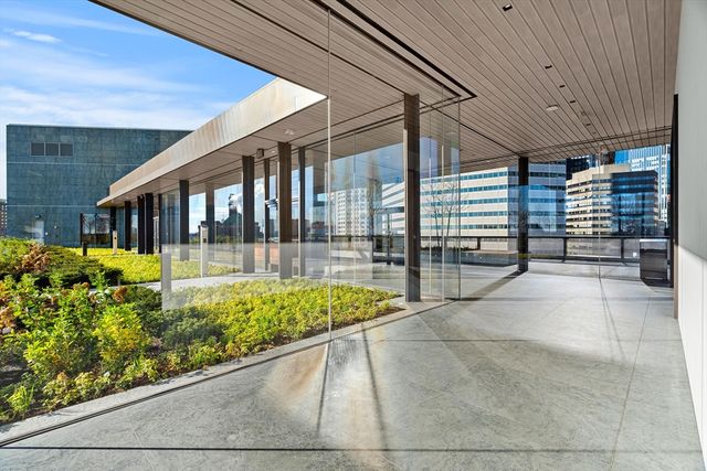 682 Atlantic Ave 38E, Boston, MA 02111