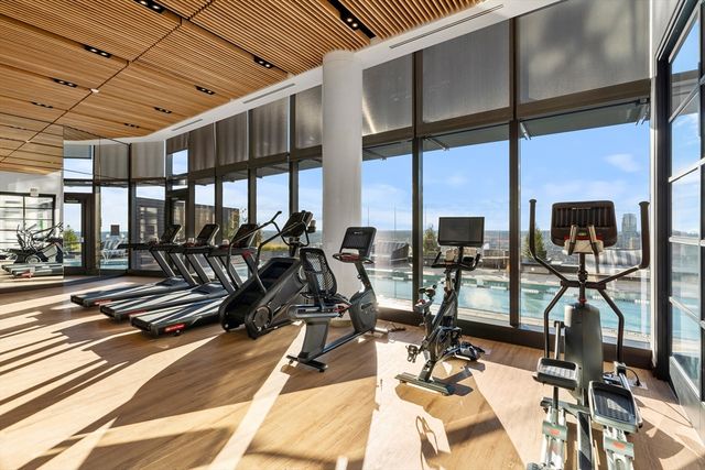 682 Atlantic Ave 38E, Boston, MA 02111