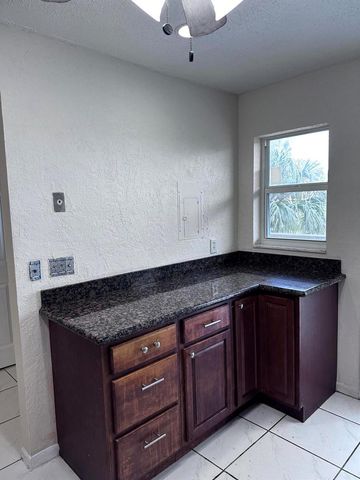 6200 S Falls Cir Drive 310, Lauderhill, FL 33319