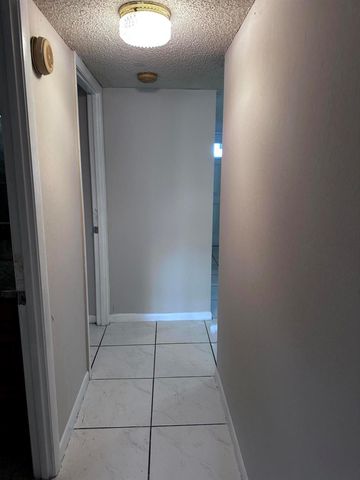 6200 S Falls Cir Drive 310, Lauderhill, FL 33319