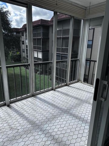 6200 S Falls Cir Drive 310, Lauderhill, FL 33319