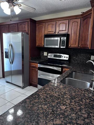 6200 S Falls Cir Drive 310, Lauderhill, FL 33319