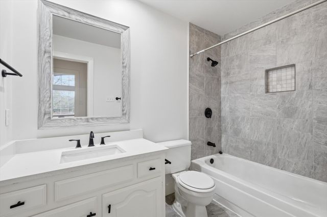 381 Arbor Lane, Euless, TX 76039