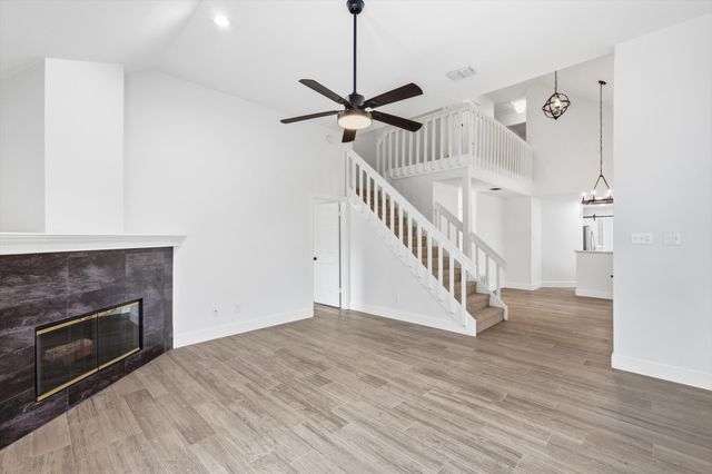 381 Arbor Lane, Euless, TX 76039