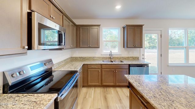 3900 Bricknell Avenue, Chipley, FL 32428