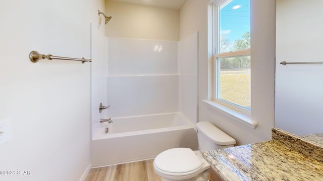 3900 Bricknell Avenue, Chipley, FL 32428