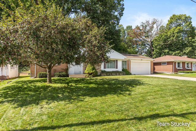 1127 Maplegrove Drive Nw, City Of Grand Rapids, MI 49504