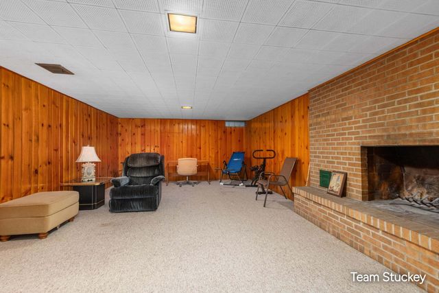 1127 Maplegrove Drive Nw, City Of Grand Rapids, MI 49504