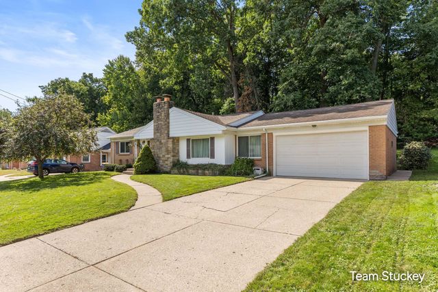 1127 Maplegrove Drive Nw, City Of Grand Rapids, MI 49504