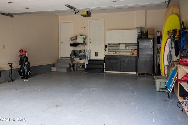 107 Pine Needle Circle, Cape Carteret, NC 28584