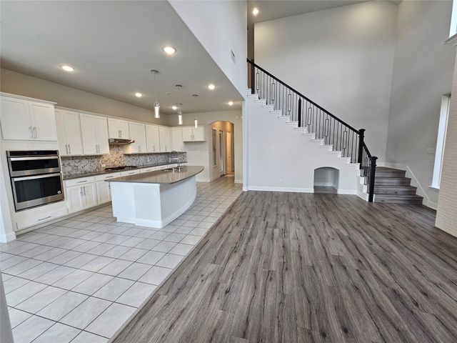 1435 Wittington Place, Farmers Branch, TX 75234