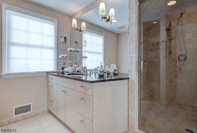 66 Canoe Brook Rd, Millburn Twp., NJ 07078