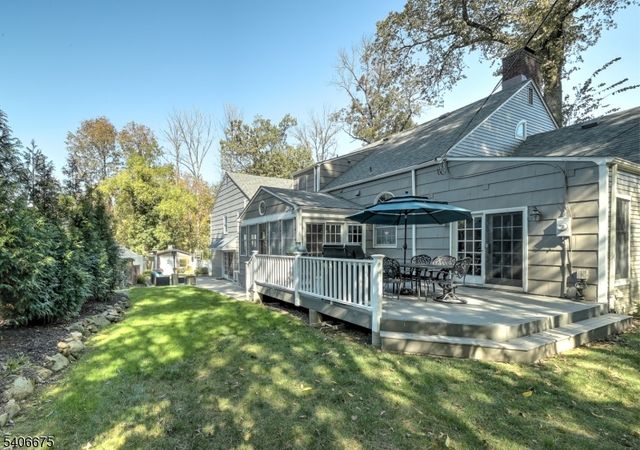 66 Canoe Brook Rd, Millburn Twp., NJ 07078