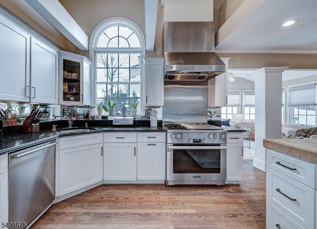 66 Canoe Brook Rd, Millburn Twp., NJ 07078