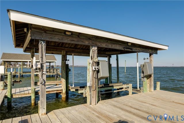 1064 Fort Lowry Ln, Essex, VA 22454