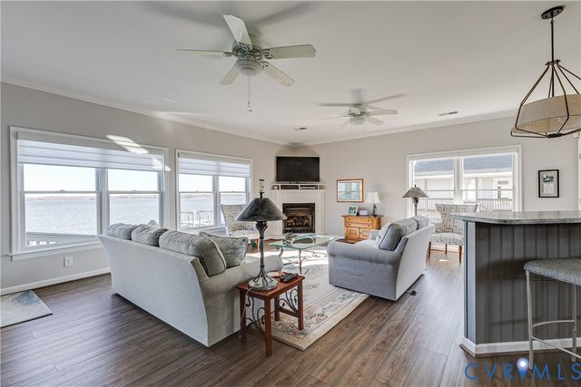 1064 Fort Lowry Ln, Essex, VA 22454