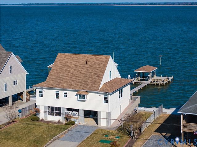 1064 Fort Lowry Ln, Essex, VA 22454