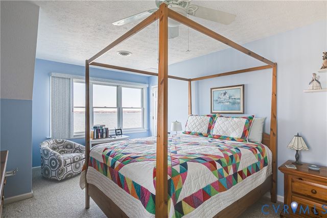 1064 Fort Lowry Ln, Essex, VA 22454