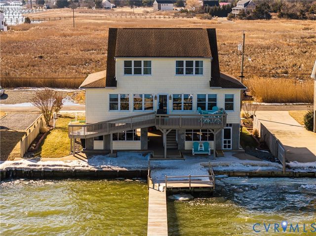 1064 Fort Lowry Ln, Essex, VA 22454