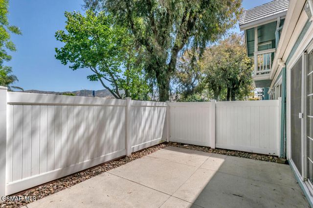 1980 Rory Lane 3, Simi Valley, CA 93063