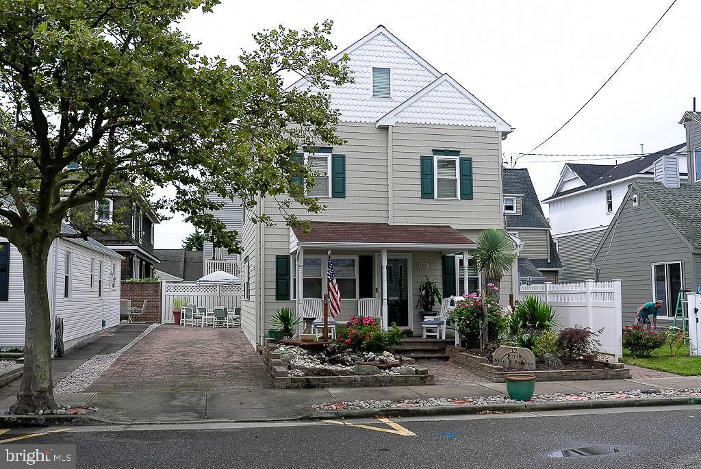 32 N MANOR AVE, Longport, NJ 08403