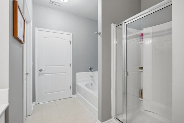 5005 Percival Dr, Gallatin, TN 37066