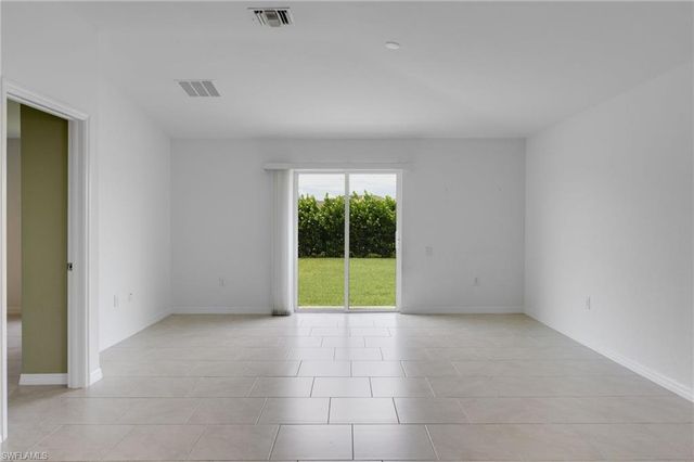 4057 San Clemente CT, North Fort Myers, FL 33917