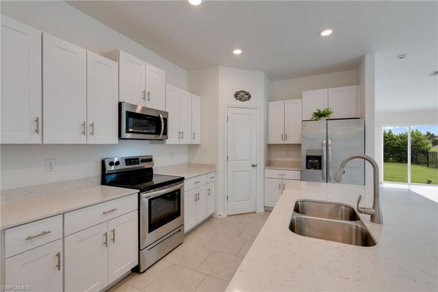 4057 San Clemente CT, North Fort Myers, FL 33917