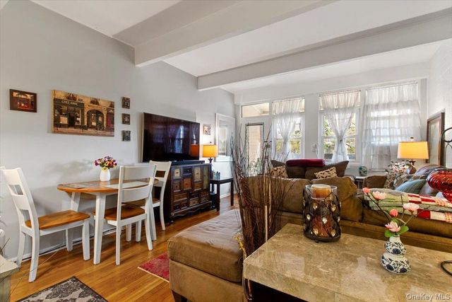 103 Wiltshire Road D11, Scarsdale, NY 10583