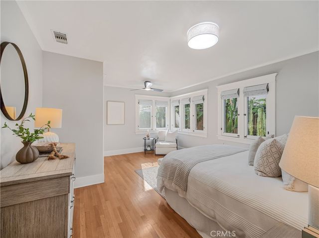 3740 E 5th Street, Long Beach, CA 90814