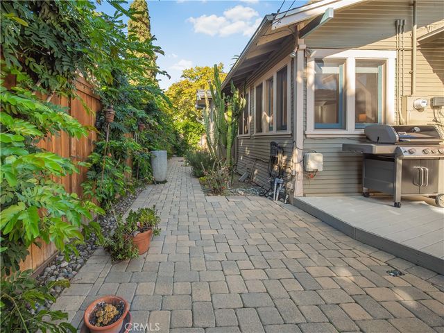 3740 E 5th Street, Long Beach, CA 90814