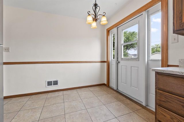 313 15TH STREET, Fond Du Lac, WI 54935