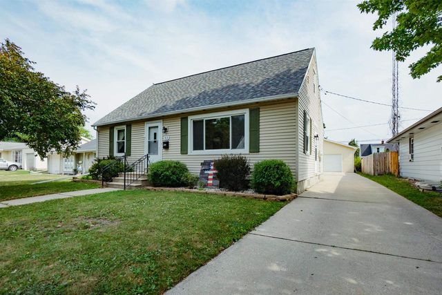 313 15TH STREET, Fond Du Lac, WI 54935