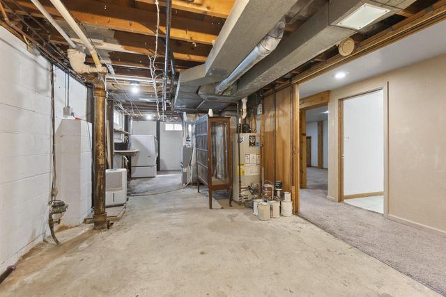 313 15TH STREET, Fond Du Lac, WI 54935