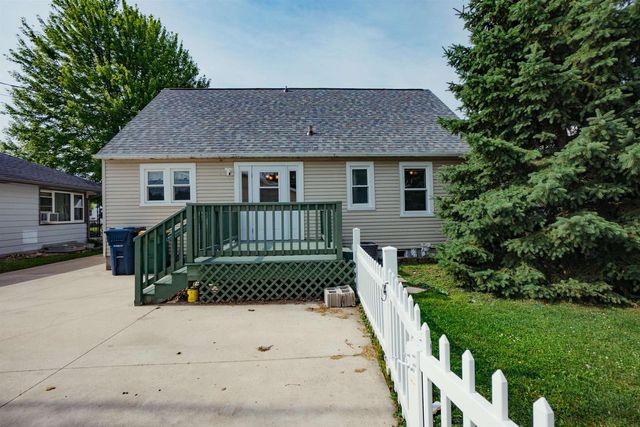 313 15TH STREET, Fond Du Lac, WI 54935
