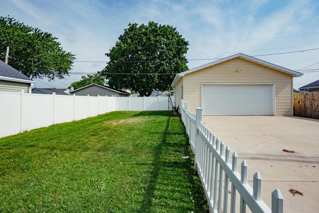 313 15TH STREET, Fond Du Lac, WI 54935