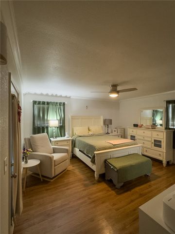 519 N 10th Street, Rogers, AR 72756
