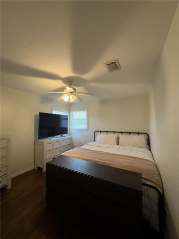 519 N 10th Street, Rogers, AR 72756