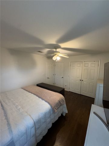 519 N 10th Street, Rogers, AR 72756