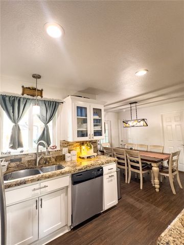 519 N 10th Street, Rogers, AR 72756