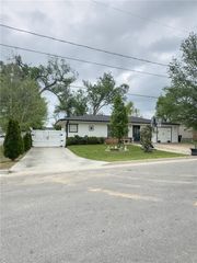 519 N 10th Street, Rogers, AR 72756