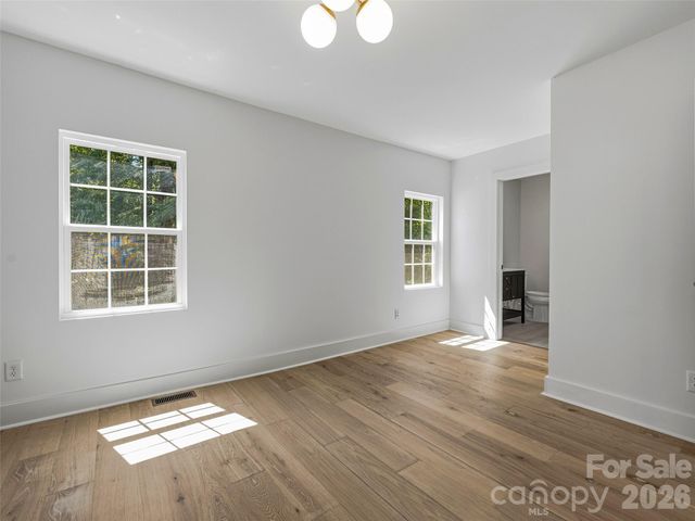895 N Trade Street, Tryon, NC 28782