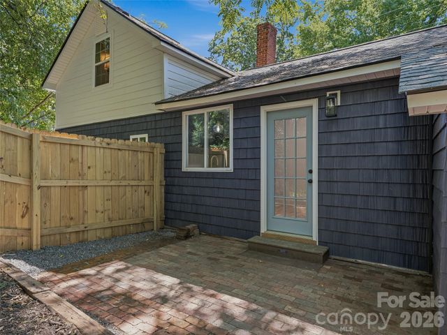 895 N Trade Street, Tryon, NC 28782