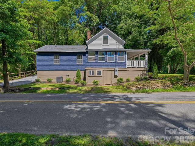 895 N Trade Street, Tryon, NC 28782