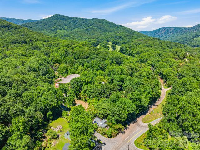 895 N Trade Street, Tryon, NC 28782
