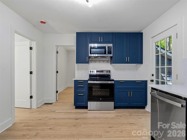 895 N Trade Street, Tryon, NC 28782