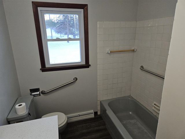 4725 E Sager Road, Hastings, MI 49058