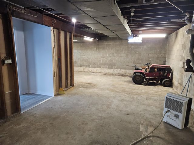 4725 E Sager Road, Hastings, MI 49058